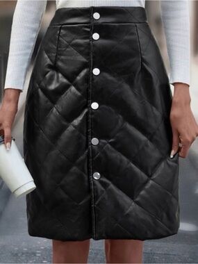 Black Vintage Quilted Button Down Puffer Skirt Size Medium